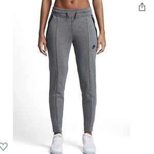 Nike Tech fleece joggers